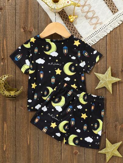 SHEIN رمضان طقم تيشيرت كم قصير وشورت للأطفال الرضع من الجنسين من سن الولادة إلى سنة واحدة، طباعة هلال لشهر رمضان، ناعم وراحة للارتداء خلال رمضان أو يومياً