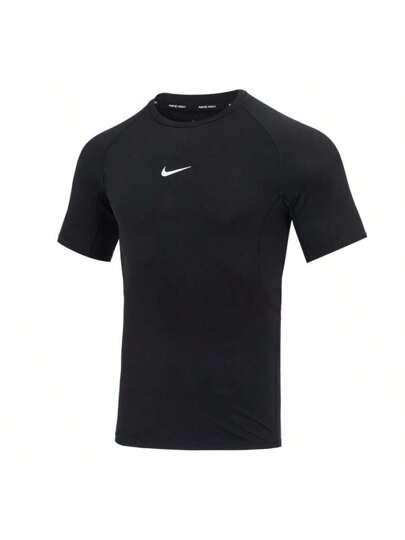 Nike ملابس علوية تدريب للرياضة، T-shirt قصير الأكمام مريح وسريع الجفاف وقابل للتنفس FB7933-010