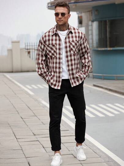 Manfinity CasualCool جاكيت كاجوال بأكمام طويلة وجيب بأزرار أمامية مخطط