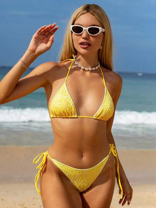 Swim Mod مجموعة نسائية للصيف والعطلات الشاطئية 3 قطع: توب بحزام أصفر نسيج ملمس، بنطلون بأربطة ، بيكيني بأربطة