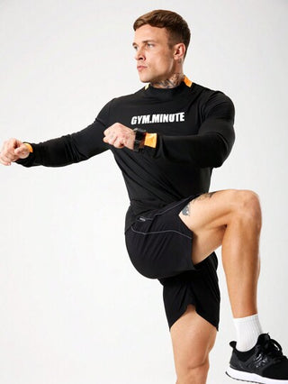 Manfinity Sport PWRUP تيشرت رياضي كاجوال بياقة مستديرة طويل الأكمام مزخرف بطباعة حروف