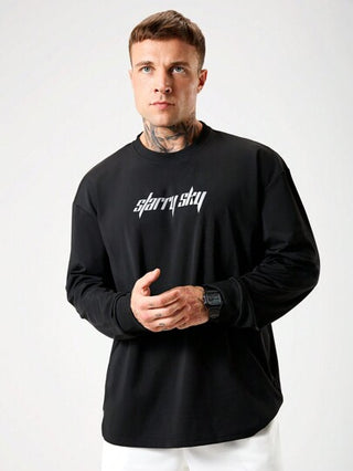 Manfinity Sport PWRUP تي شيرت رياضي طويل الأكمام برقبة دائرية بطباعة حرفية للرجال للياقة البدنية والراحة
