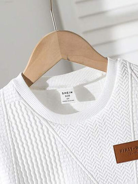 SHEIN تي شيرت كاجوال بأكمام قصيرة ذات لون أحادي بسيطة للأولاد الصغار