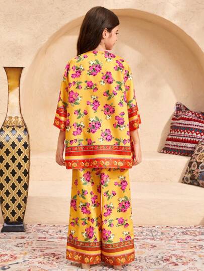 SHEIN Leap Crew مجموعة (جاكيت وبنطلون واسع الساق) كاجوال للكبيرات بطبعة زهور صغيرة لإطلالة إجازة