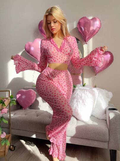 PetitDoll مجموعة قطعتين من الملابس الداخلية النسائية بتصميم رقبة على شكل V عميق مزينة بالدانتيل والشبك لعيد الحب