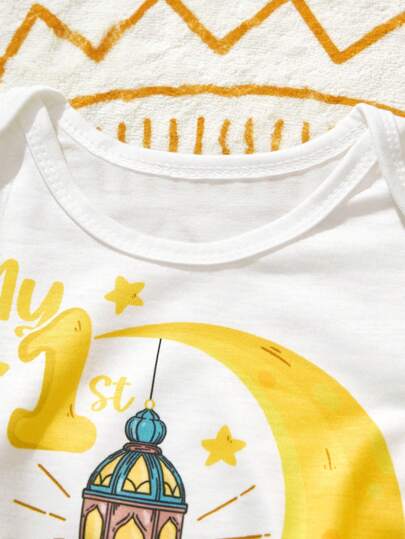 SHEIN رمضان 3 قطعة/طقم ملابس أطفال الأولاد هلال رمضان مطبوع عليها فانوس ، مناسبة لرمضان والاستخدام اليومي والأنشطة الخارجية والحفلات للأطفال حديثي الولادة وتصوير صور ربيعي/صيفي