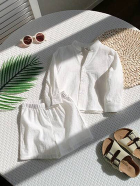 SHEIN مجموعة قميص وشورت سترة غير رسمية بياقة واقفة ملبسة للأطفال والرضع قطعتان، قماش صلب بألوان سادة، أكمام طويلة، مناسبة للربيع والصيف والخارج والعطلات والاستعمال اليومي