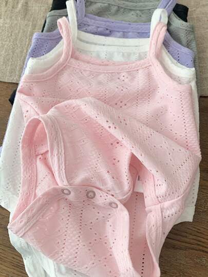SHEIN LMoss Kids 5 قطع/مجموعة بدلة داخلية مضفرة بدون أكمام للأطفال الرضع البنات، ألوان سادة، صيفي