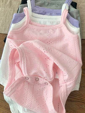 SHEIN LMoss Kids 5 قطع/مجموعة بدلة داخلية مضفرة بدون أكمام للأطفال الرضع البنات، ألوان سادة، صيفي