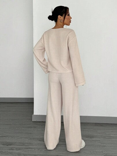 SHEIN EZwear مجموعة من قطعتين للنساء تشمل ملابس علوية بأكمام طويلة وسراويل ضيقة ذات لون سادة للملابس الرياضية اليومية