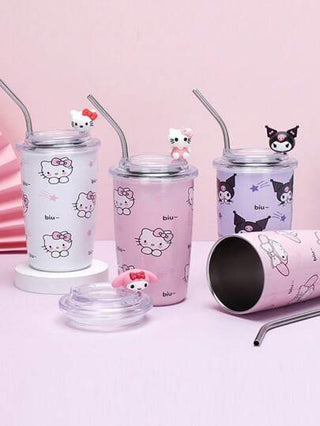 Sanrio كوب مياه مطبوع عليه شخصيات الكارتون Kelocetti بترخيص من Sanrio ، من الفولاذ المقاوم للصدأ 304 ، سعة 450 مل ، كوب مشروبات محمول للخارج، جذاب للغاية لشرب القهوة بشكل عادي ، كوب مياه للاستخدام المنزلي الصيفي، كوب بفتحة وقش (450 مل)، ديكور حمام منزلي