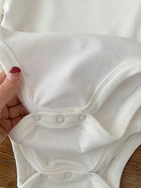 SHEIN LMoss Kids 4 قطع طقم هدية لحديثي الولادة من البنات، بوديسوت صلبة اللون مرنة مصنوعة من الصوف المحبوك، مناسبة للخريف والشتاء
