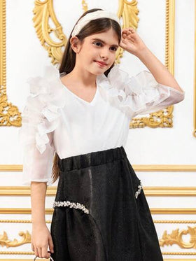 SHEIN ملابس علوية أنيقة للفتيات المراهقات من الأورجانزا مكسرة الياقة على شكل حرف V مناسبة للجسم بأكمام ثلاثة أرباع بتصميم رقعي باللون الأبيض
