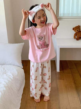 Dazy Kids طقم ملابس داخلية قصيرة الأكمام وبنطلون مطبوع عليه دب للفتيات الصغيرات، ملابس صيفية للفتيات في عيد الفصح