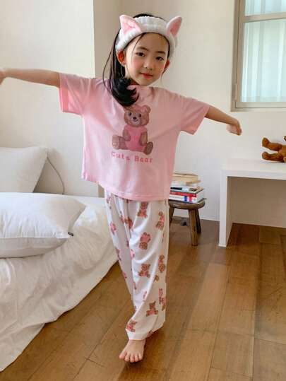 Dazy Kids طقم ملابس داخلية قصيرة الأكمام وبنطلون مطبوع عليه دب للفتيات الصغيرات، ملابس صيفية للفتيات في عيد الفصح