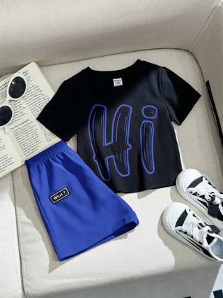 SHEIN طقم طفل ولادي 2 قطعة: ملابس علوية برقبة دائرية مطبوع عليها حرف + شورت كاجوال