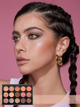 لوحة ظلال العيون العارية من MISSLYN، 15 لون، 10 ألوان مطفأة عالية الصبغة، ألوان لامعة وحريرية، ناعمة وقابلة للامتزاج، طويلة الأمد، لإطلالة مكياج طبيعية