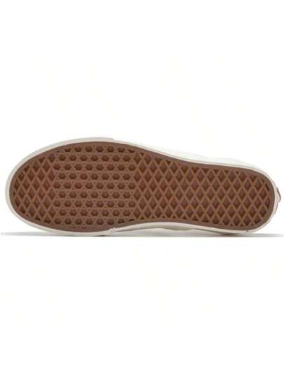 Vans حذاء كاجوال سهل الارتداء للرجال والنساء VR3 VN0007NC1KP