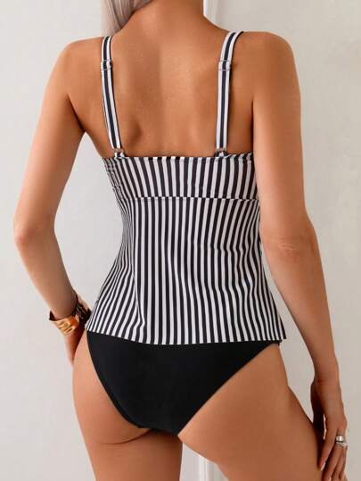 طقم تانكيني حريمي Swim Lushoire فوط عريضة تقدم حماية للبطن، أسود وأبيض مخطط، علوي صيفي بتنكئ V-الرقبة وقطع على شكل عكوس