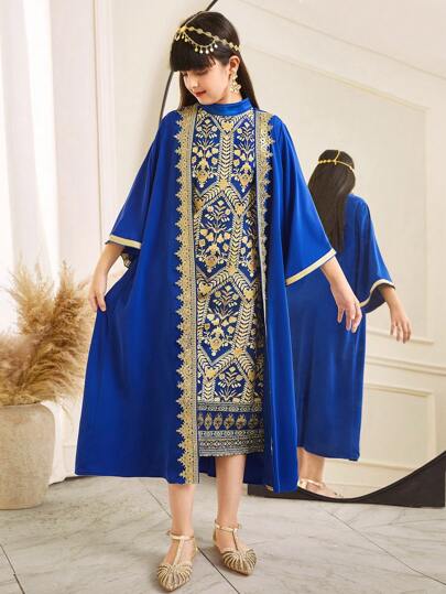 SHEIN 2 قطعة مجموعة للفتيات الناشئات: معطف غير رسمي أنيق مزين بشريط ، وفستان بطبعات رائعة
