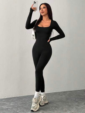 SHEIN PETITE بدلة رياضية سبور ت أسود محبوك ضيقة الياقة المربعة للرياضة واليوجا