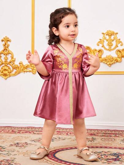 فساتين بيبي فستان طفلة رضيعة جميل وأنيق بطبعة زهرية
