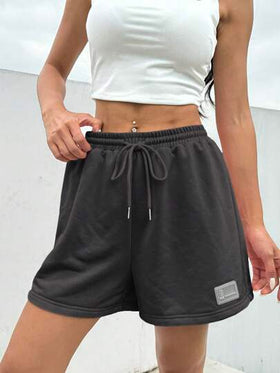 SHEIN EZwear شورت رياضي صيفي فضفاض وكاجوال باللون الوردي ، بخصر سحاب وتفاصيل رقع