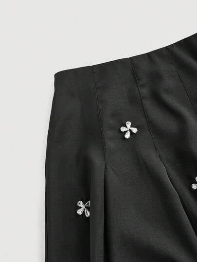 SHEIN MOD تنورة سوداء أنيقة مبطنة بالماس