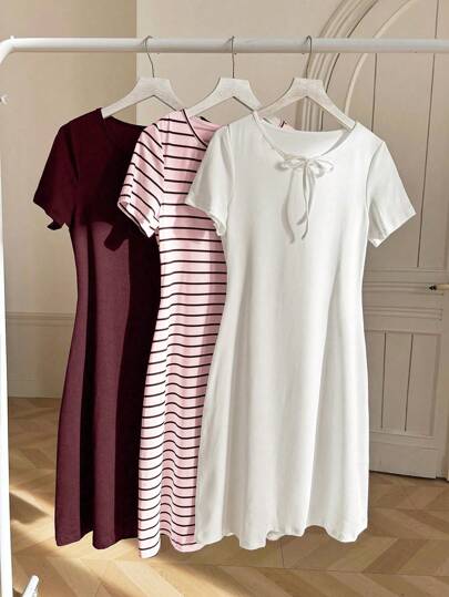 SHEIN 3 طقم ثوب مقلم أبيض وأحمر