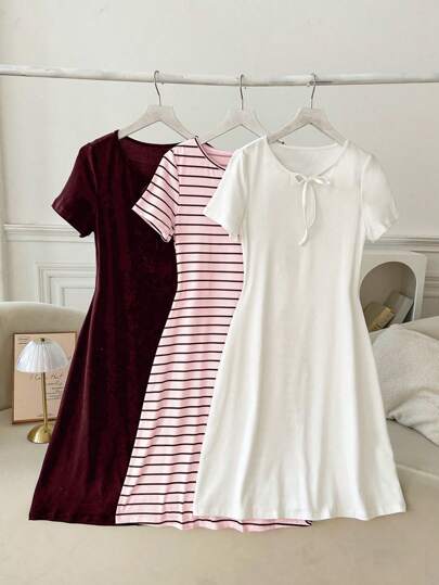 SHEIN 3 طقم ثوب مقلم أبيض وأحمر