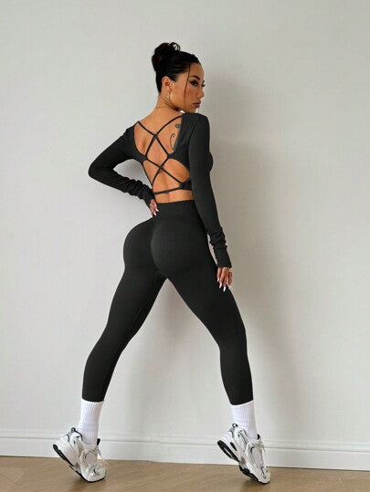 SHEIN Sport Studio بدلة رياضية للنساء تتكون من الأعلى بأكمام طويلة وربطة خلفية و سروال لياقة بلون أحادي