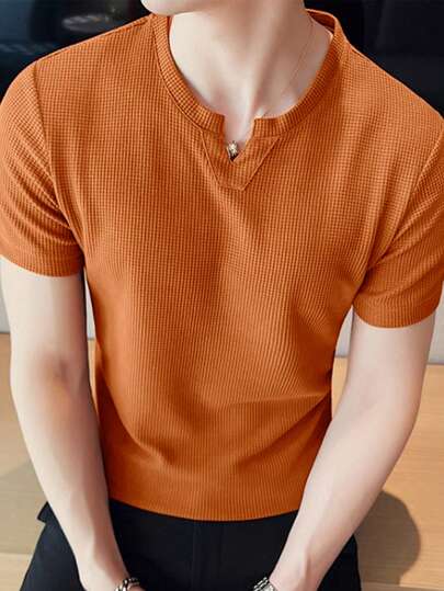 Manfinity Homme تي شيرت رجالي أساسي بأكمام قصيرة وياقة مذبذبة كاجوال