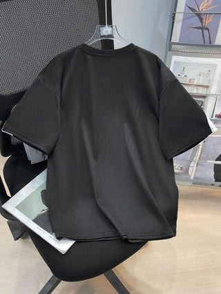 SHEIN تي شيرت تي شيرت أكمام قصيرة مناسب للأولاد المراهقين، بطبعات رياضية وأمريكية رقمية رسومية ومرقعة، مناسب للذهاب للمدرسة، للاستخدام اليومي، للرياضة، للربيع والصيف