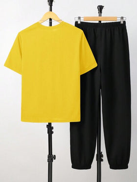 SHEIN طقم تيشيرت وشورت طباعة حرف بسيطة للمراهقين 2 قطعة/مجموعة، مناسب للصيف والرياضة والركض والأنشطة الخارجية