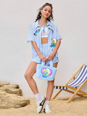 SHEIN X The Smurfs صدرية نسائية كاجوال ذات خطوط زرقاء، مناسبة للاستخدام اليومي، بطباعة كرتونية لصورة سمورفيت ، مناسبة للربيع والصيف