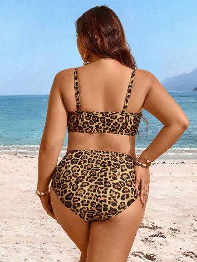 Swim Lushoire بكيني لسيدات بحجم كبير بنمط عشوائي بطبعة نمر، مع مشبك معدني لدعم الصدر، وقصة مجعدة للجزء السفلي، أسلوب شاطئي ناضج وكاجوال لعطلة الصيف