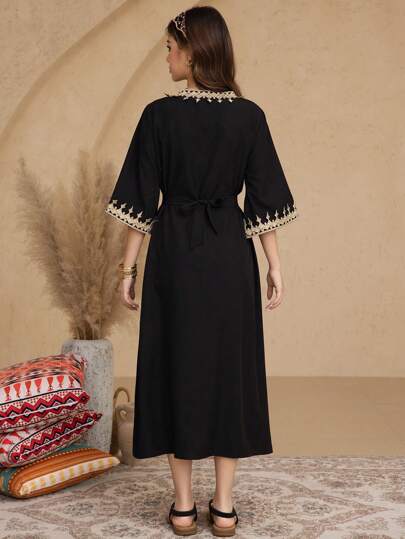 SHEIN رمضان فستان بنات مراهقات بياقة V وشريط ذهبي ولون متباين وحزام أسود
