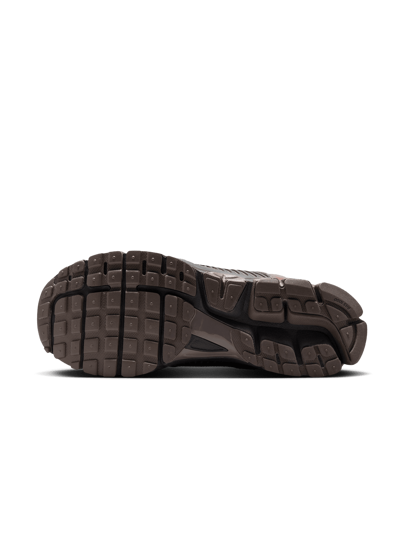 Nike حذاء الجري "كهف حجري" الناعم والمريح والمانع للانزلاق والقوي "ذو طرف منخفض" ، للرجال ، بني ، HF5493-201
