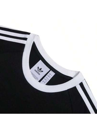 Adidas Originals تي شيرت كريو نيك بأكمام قصيرة وخطوط 3 للرجال، رياضي ولياقة بدنية KB2459
