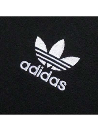 Adidas Originals تي شيرت كريو نيك بأكمام قصيرة وخطوط 3 للرجال، رياضي ولياقة بدنية KB2459