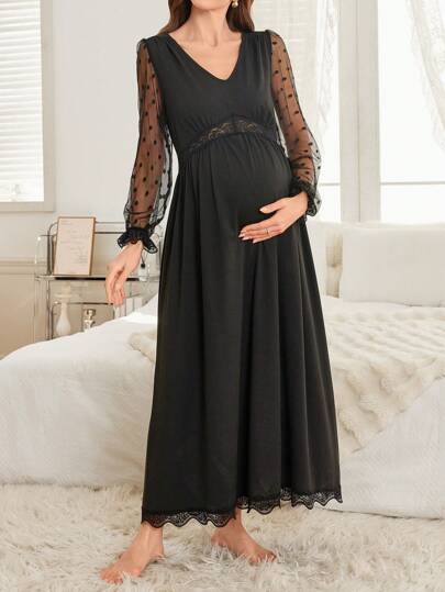 Shein Underwear&Sleepwear Maternity فستان نوم للحمل طويل الأكمام بياقة V وخصر مشدود، من رقعات شبكية ونقشات بولكا بشفافيات