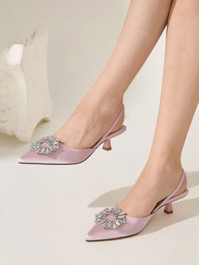 CUCCOO CHICEST صنادل نسائية بكعب مرتفع مزينة بحزام معدني وبإبزيم على الكاحل، أحذية عصرية مناسبة للربيع والصيف بأصبع قدم مدبب