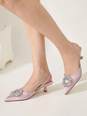 CUCCOO CHICEST صنادل نسائية بكعب مرتفع مزينة بحزام معدني وبإبزيم على الكاحل، أحذية عصرية مناسبة للربيع والصيف بأصبع قدم مدبب