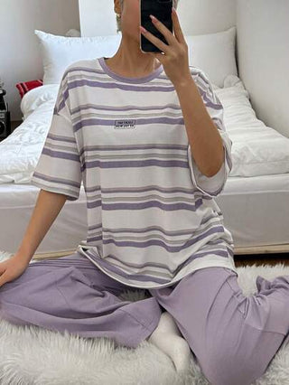 DAZY مجموعة بيجامة للنساء مريحة مخططة فضفاضة، قطعتان