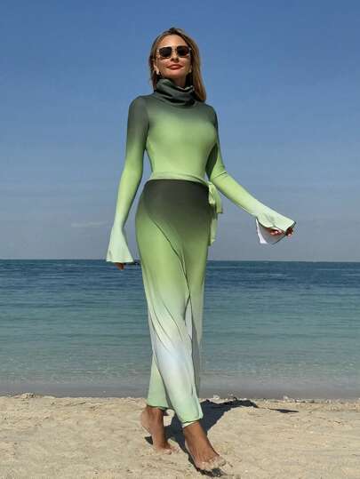 طقم تانكيني حريمي Swim Shayni مجموعة كاجوال تنكيني تتكون من: ملابس علوية بياقة عالية وأكمام طويلة ombre، بنطلون، وتنورة للتغطية، مناسبة للصيف والعطلات البحرية