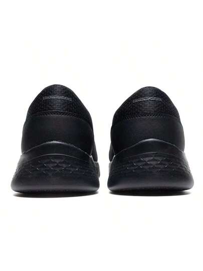 Skechers أحذية رياضية كاجوال للرجال، أحذية رياضية تنفس وراحة للسفر 216323-BBK