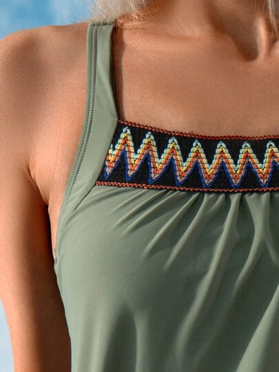 طقم تانكيني حريمي Swim Lushoire طقم تانكيني (سترة وسروال) للنساء، مزين بشرائط مطاطية هندسية للاستخدام في الصيف والشاطئ والإجازات