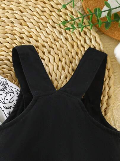 SHEIN Playful Pals مجموعة 2 قطعة لطفل ذكر: بوديسوت ذات أكمام طويلة + بناطيل بدلة مطبوعة بنمط أكس وكتابة (أم صبي صغير)، للارتداء اليومي العادي، مجموعة ملابس الأم والطفل الذكر من نيوتن