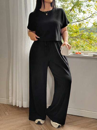 EZwear طقم قطعتين لحجم كبير، ملابس علوية بياقة طاقم وأكمام قصيرة وبناطيل طويلة، مريح وهادئ للاستخدام اليومي أو في العطلات الصيفية، بتصميم مناسب للربيع والصيف للنساء
