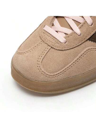 Adidas Originals حذاء رياضي GAZELLE INDOOR للرجال والنساء، مريح وخفيف الوزن، حذاء كاجوال IF1809